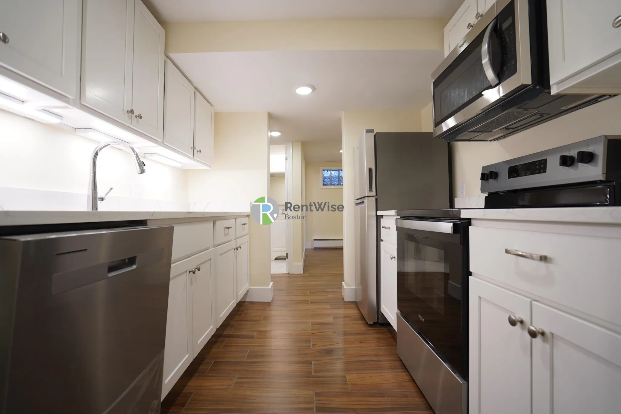 1 bed, 1 bath apartment for rent at 22 Snow St Unit 4, Brighton — photo 9 of 17
