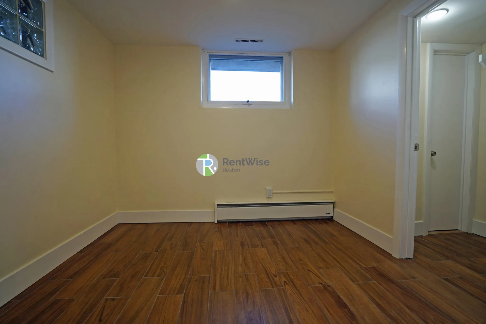 1 bed, 1 bath apartment for rent at 22 Snow St Unit 4, Brighton — photo 13 of 17