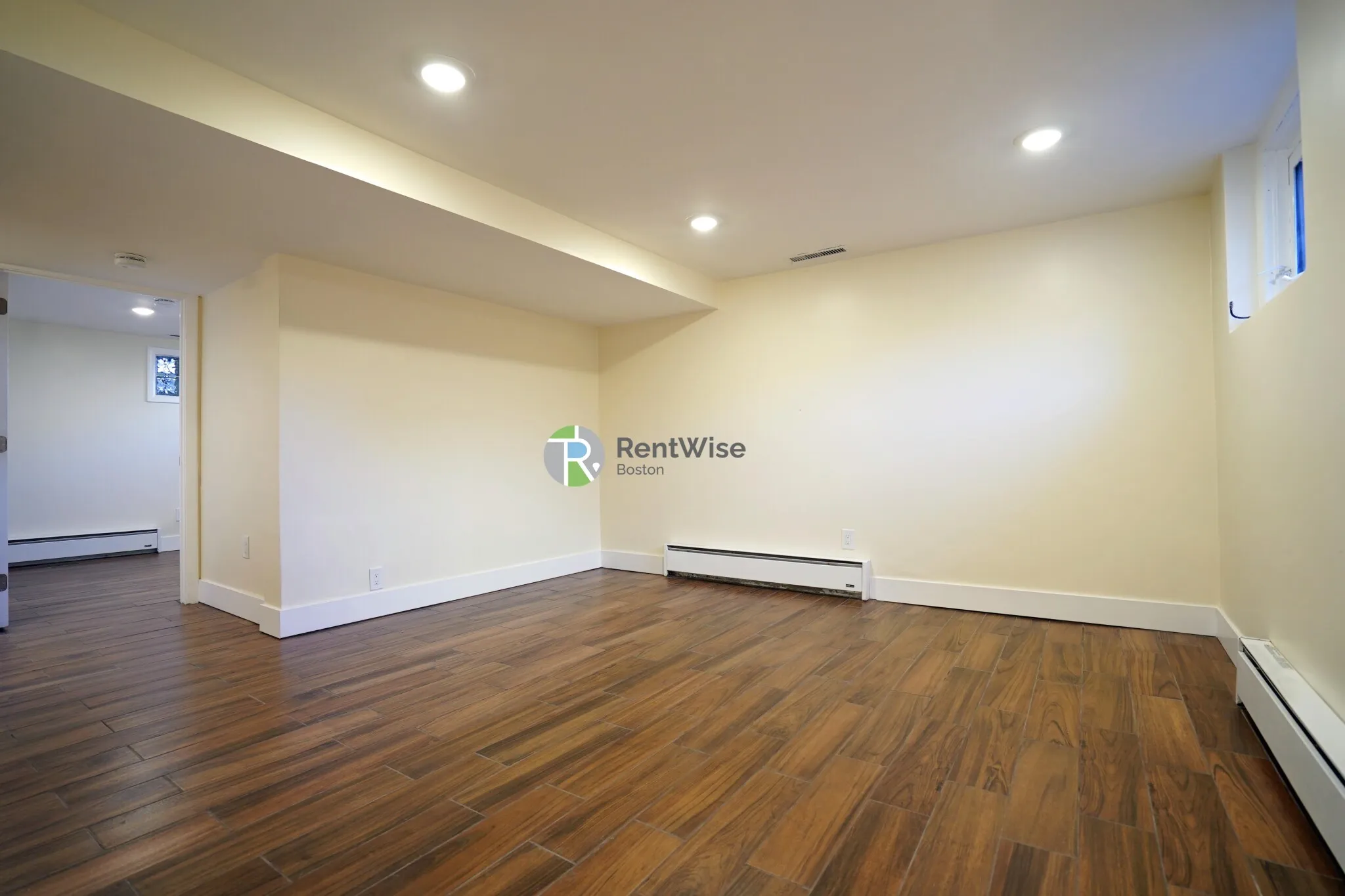 1 bed, 1 bath apartment for rent at 22 Snow St Unit 4, Brighton — photo 3 of 17