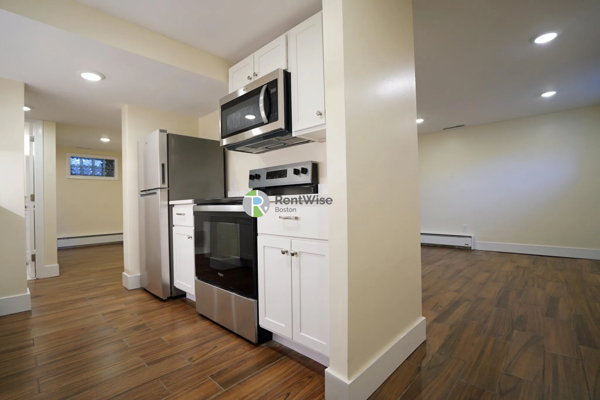 1 bed, 1 bath apartment for rent at 22 Snow St Unit 4, Brighton — photo 2 of 17