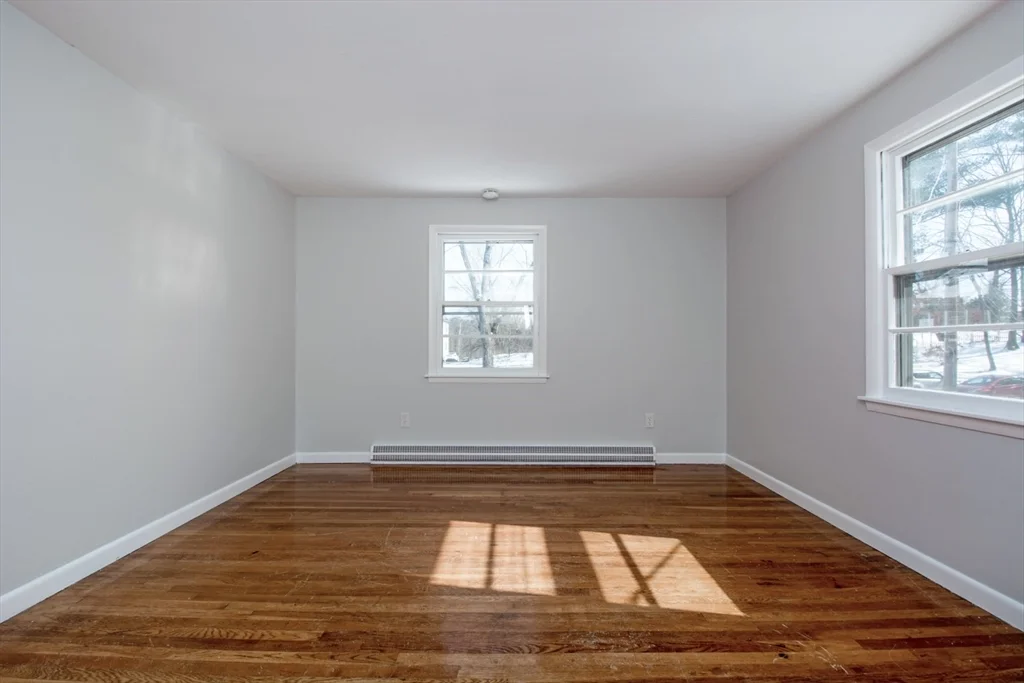 2 bed, 1 bath apartment for rent at 22 Southwest Cutoff Unit C, Northborough — photo 10 of 14