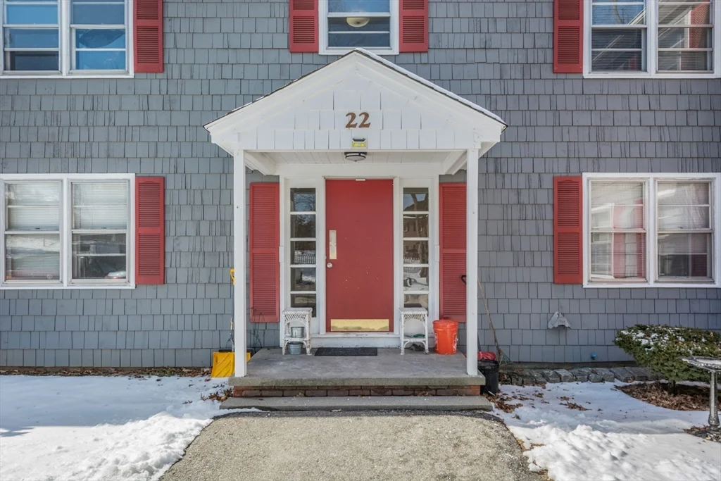 2 bed, 1 bath apartment for rent at 22 Southwest Cutoff Unit C, Northborough