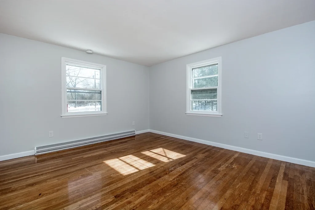 2 bed, 1 bath apartment for rent at 22 Southwest Cutoff Unit C, Northborough — photo 8 of 14