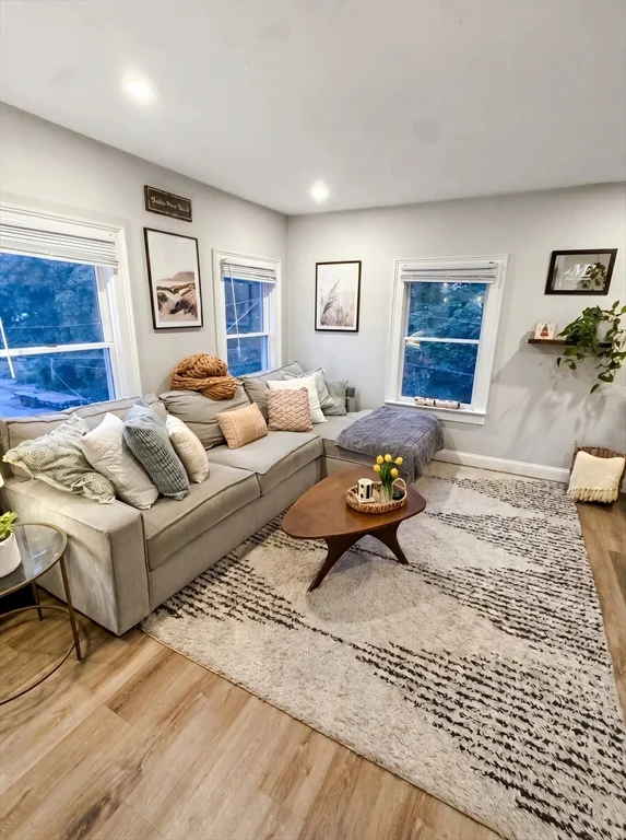 1 bed, 1 bath apartment for rent at 22 Station St Unit A, East Weymouth — photo 1 of 7