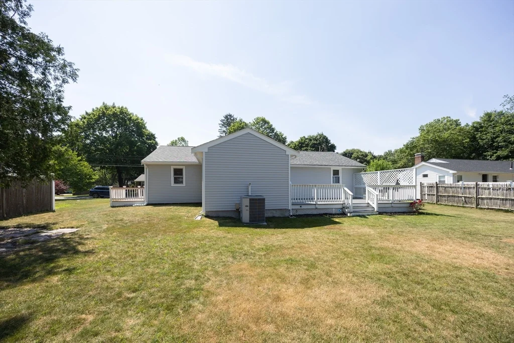 3 bed, 2 bath apartment for rent at 22 Suffolk Rd, Sharon — photo 38 of 42