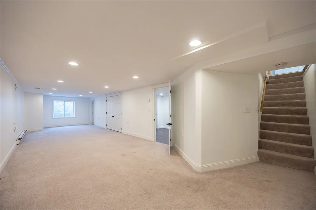 3 bed, 2 bath apartment for rent at 22 Suffolk Rd, Sharon — photo 21 of 42