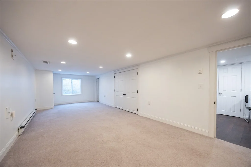 3 bed, 2 bath apartment for rent at 22 Suffolk Rd, Sharon — photo 22 of 42