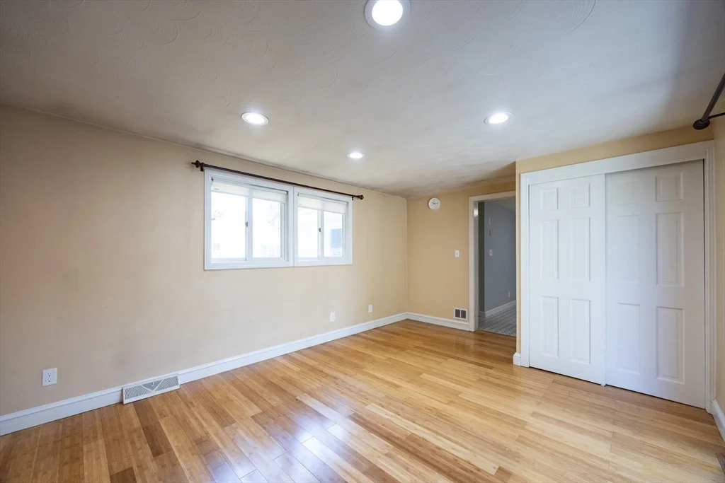 3 bed, 2 bath apartment for rent at 22 Suffolk Rd, Sharon — photo 12 of 42