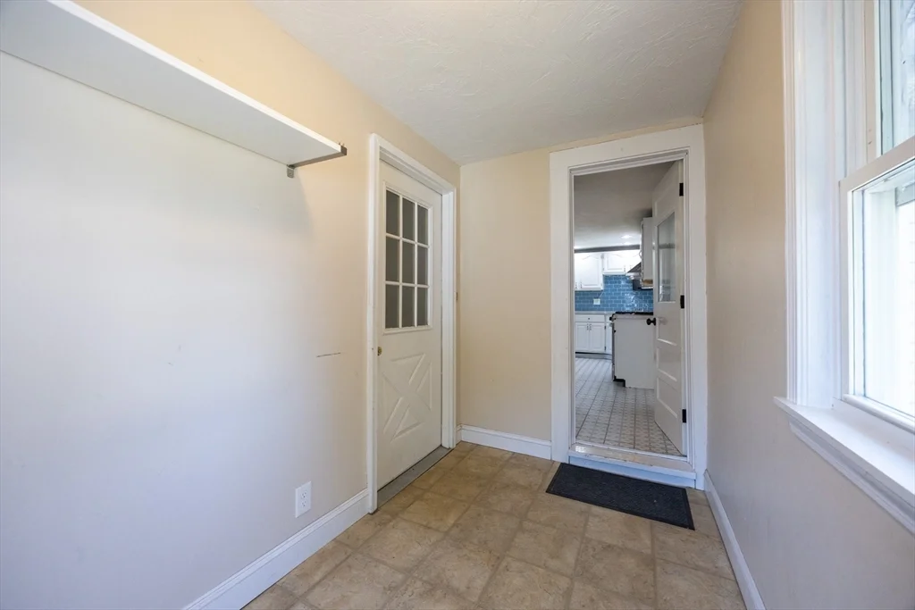 3 bed, 2 bath apartment for rent at 22 Suffolk Rd, Sharon — photo 16 of 42