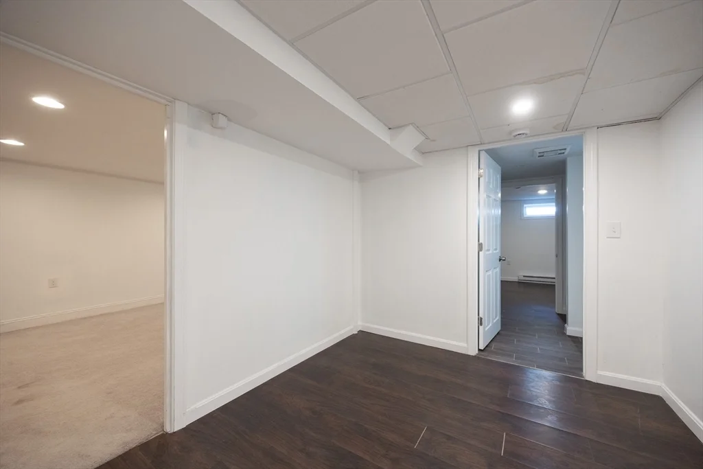 3 bed, 2 bath apartment for rent at 22 Suffolk Rd, Sharon — photo 27 of 42