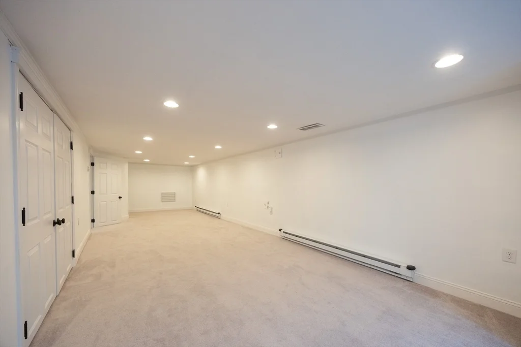 3 bed, 2 bath apartment for rent at 22 Suffolk Rd, Sharon — photo 23 of 42