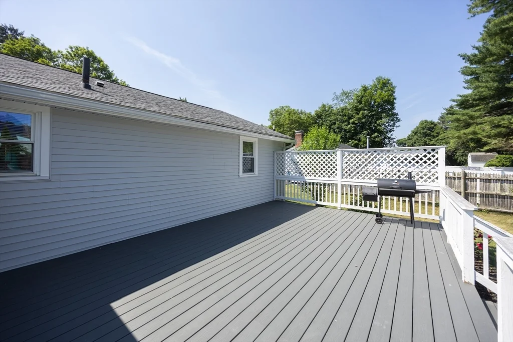 3 bed, 2 bath apartment for rent at 22 Suffolk Rd, Sharon — photo 34 of 42