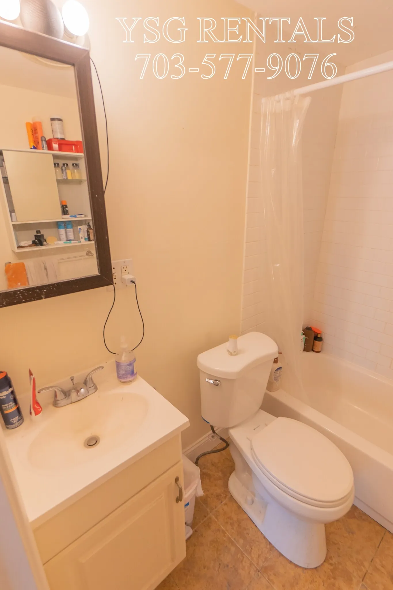 4 bed, 1 bath apartment for rent at 22 Suffolk St Unit 2, The Port — photo 17 of 20