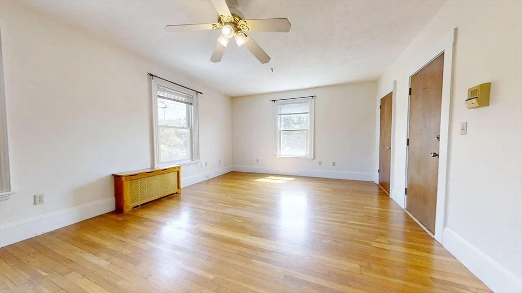 1 bed, 2 bath apartment for rent at 22 Summer Ave Unit 3, Waltham — photo 2 of 10