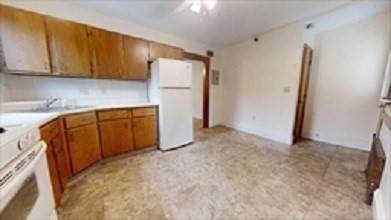 2 bed, 1 bath apartment for rent at 22 Summer Ave Unit 4, Waltham — photo 5 of 10