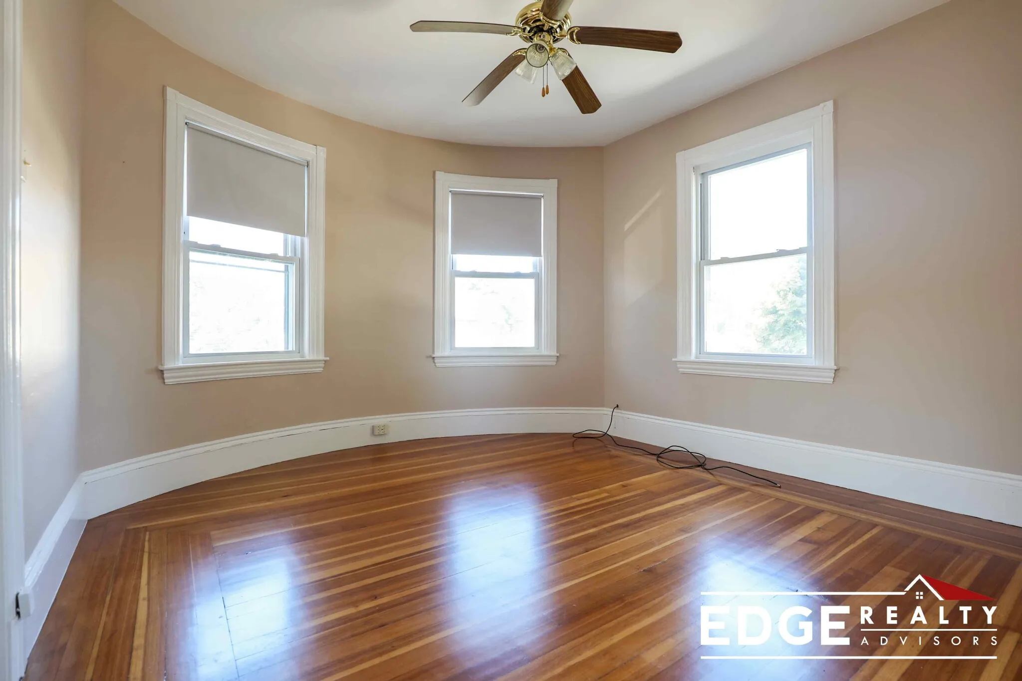 4 bed, 1.5 bath apartment for rent at 22 Surrey St Unit 2, Brighton — photo 6 of 13