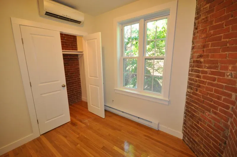 3 bed, 2 bath apartment for rent at 22 Sussex St Unit 1, Roxbury — photo 8 of 24