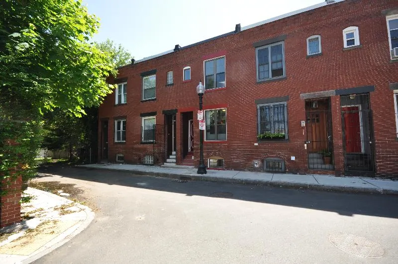 3 bed, 2 bath apartment for rent at 22 Sussex St Unit Single Family, Roxbury — photo 28 of 30