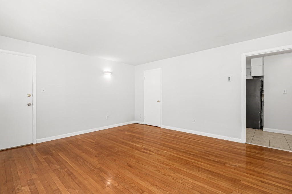 2 bed, 1 bath apartment for rent at 22 Southwest Cutoff Unit 22B, Northborough — photo 4 of 16
