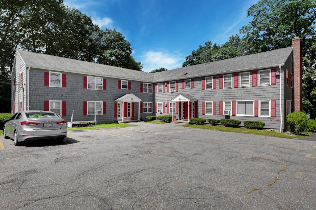 2 bed, 1 bath apartment for rent at 22 Southwest Cutoff Unit 22B, Northborough — photo 1 of 16