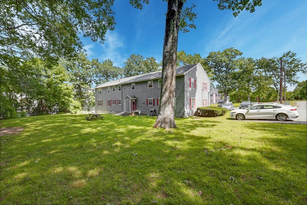 2 bed, 1 bath apartment for rent at 22 Southwest Cutoff Unit 22B, Northborough — photo 15 of 16