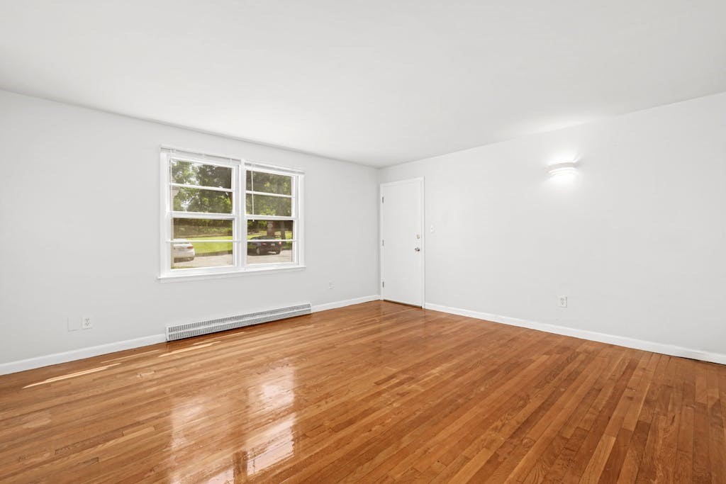2 bed, 1 bath apartment for rent at 22 Southwest Cutoff Unit 22B, Northborough — photo 3 of 16