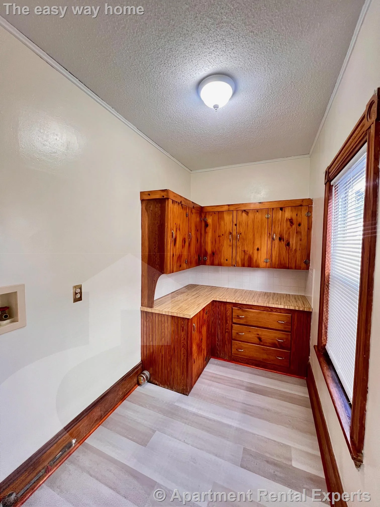 2 bed, 1 bath apartment for rent at 22 Temple St Unit 2, Winter Hill — photo 3 of 16