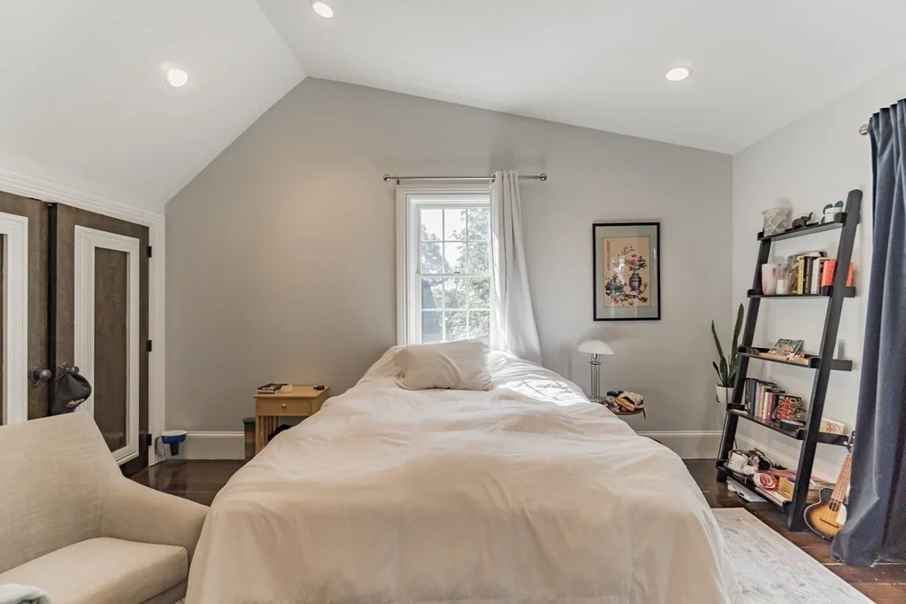 3 bed, 2 bath apartment for rent at 22 Thwing St Unit 2, Roxbury — photo 14 of 20