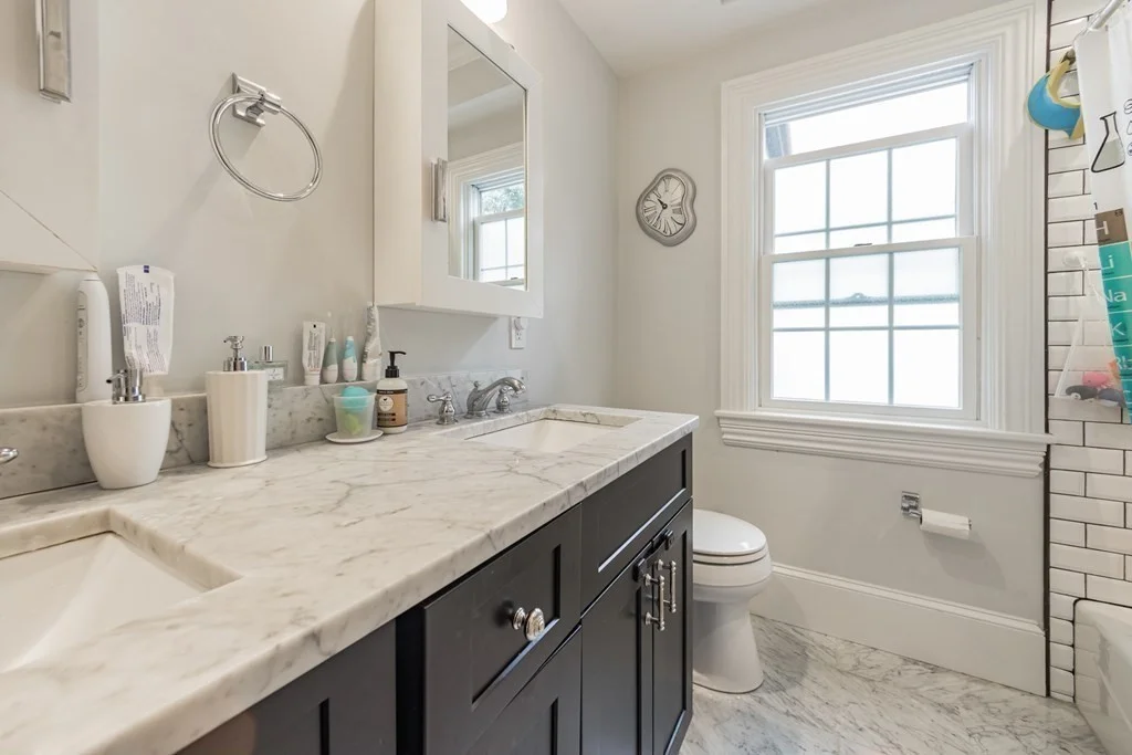 3 bed, 2 bath apartment for rent at 22 Thwing St Unit 2, Roxbury — photo 8 of 20