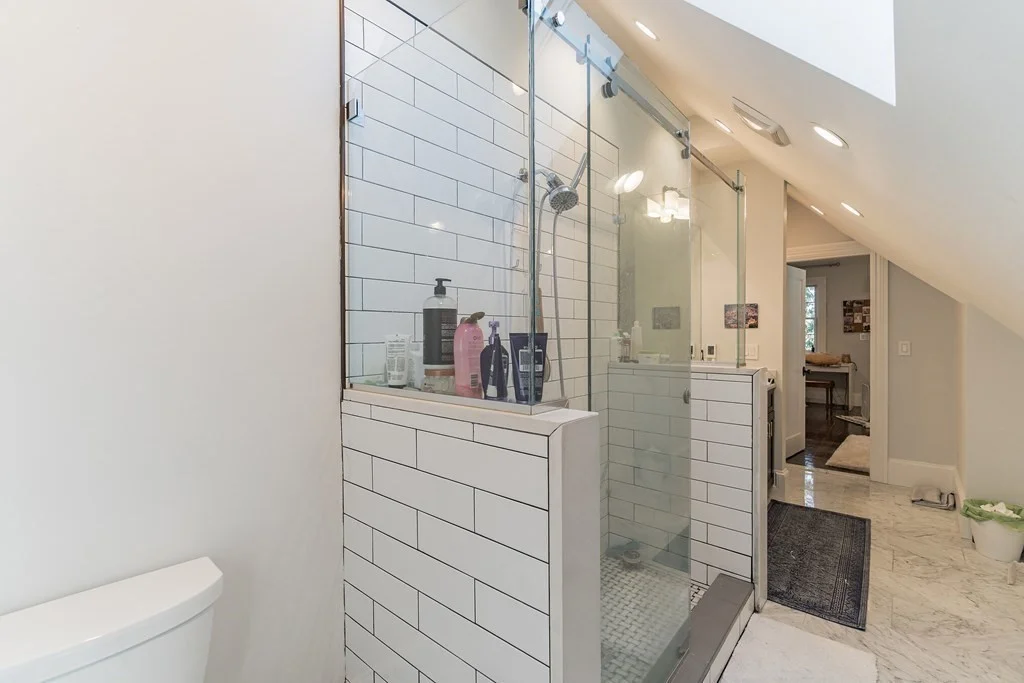 3 bed, 2 bath apartment for rent at 22 Thwing St Unit 2, Roxbury — photo 11 of 20