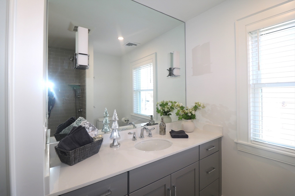 3 bed, 2 bath apartment for rent at 22 Tower Ave Unit 1, Weymouth — photo 14 of 18