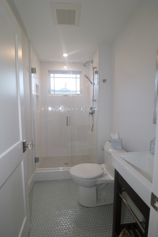 3 bed, 2 bath apartment for rent at 22 Tower Ave Unit 1, Weymouth — photo 10 of 18