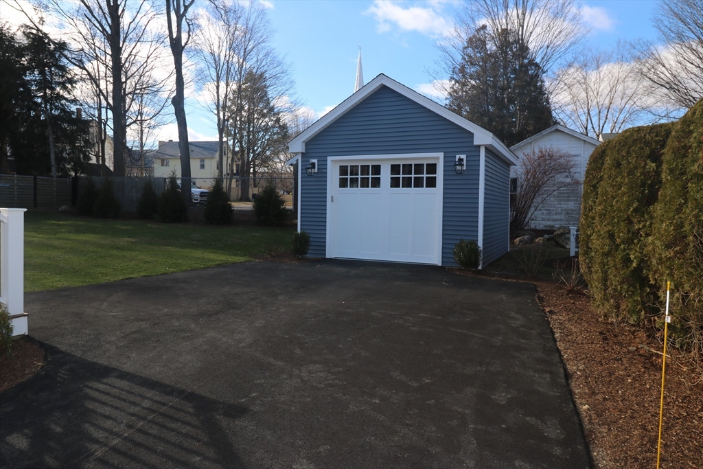 3 bed, 2 bath apartment for rent at 22 Tower Ave Unit 1, Weymouth — photo 3 of 18