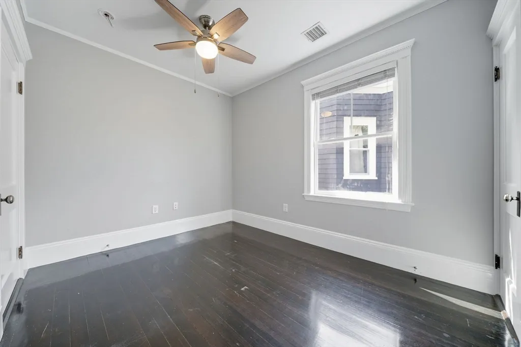 3 bed, 1 bath apartment for rent at 22 Trescott Unit 3, Dorchester — photo 10 of 22