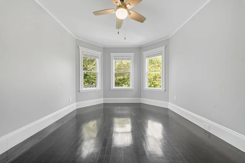 3 bed, 1 bath apartment for rent at 22 Trescott Unit 3, Dorchester — photo 15 of 22