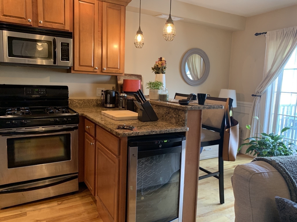 2 bed, 1 bath apartment for rent at 22 Ward St Unit 2, South Boston — photo 2 of 15