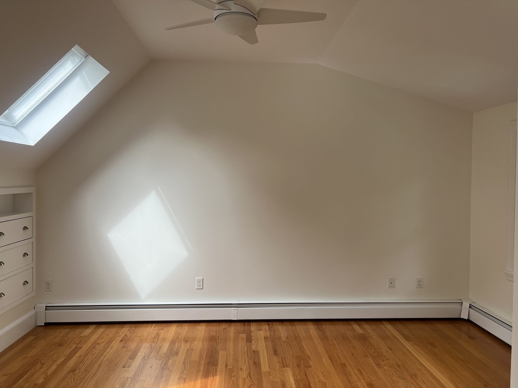 2 bed, 2 bath apartment for rent at 22 Warren Ln, Weston — photo 14 of 24