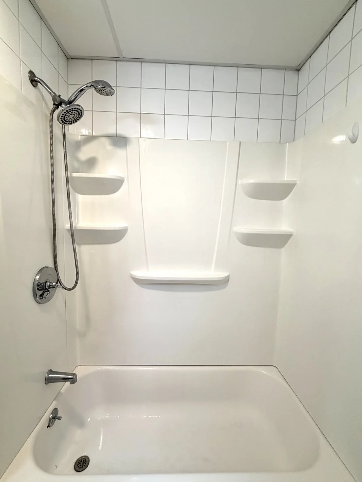 2 bed, 1 bath apartment for rent at 22 Washburn Unit 2, Lynn — photo 11 of 12