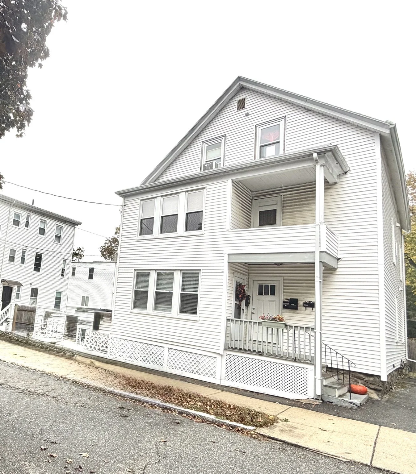 2 bed, 1 bath apartment for rent at 22 Washburn Unit 2, Lynn