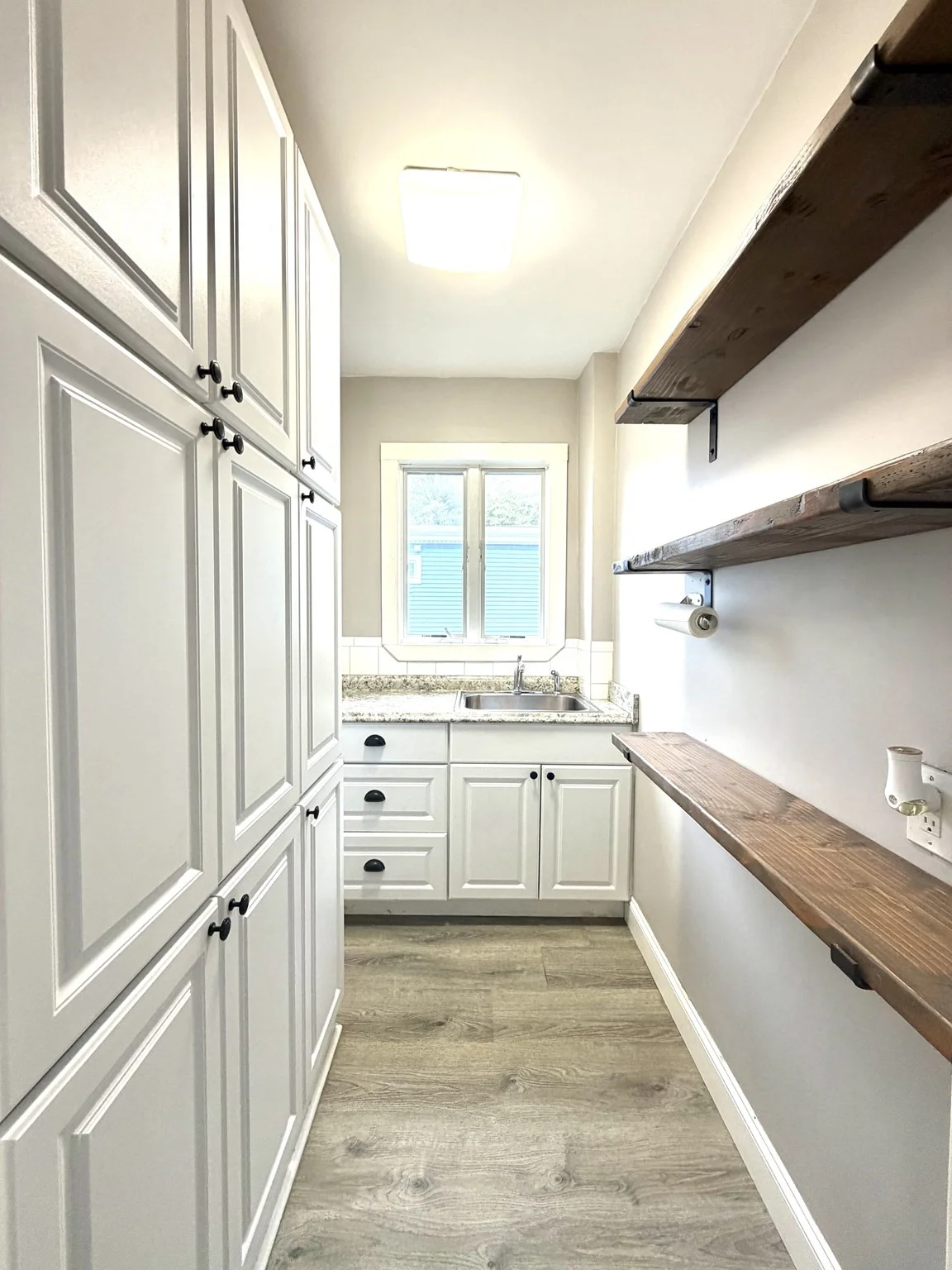 2 bed, 1 bath apartment for rent at 22 Washburn Unit 2, Lynn — photo 9 of 12