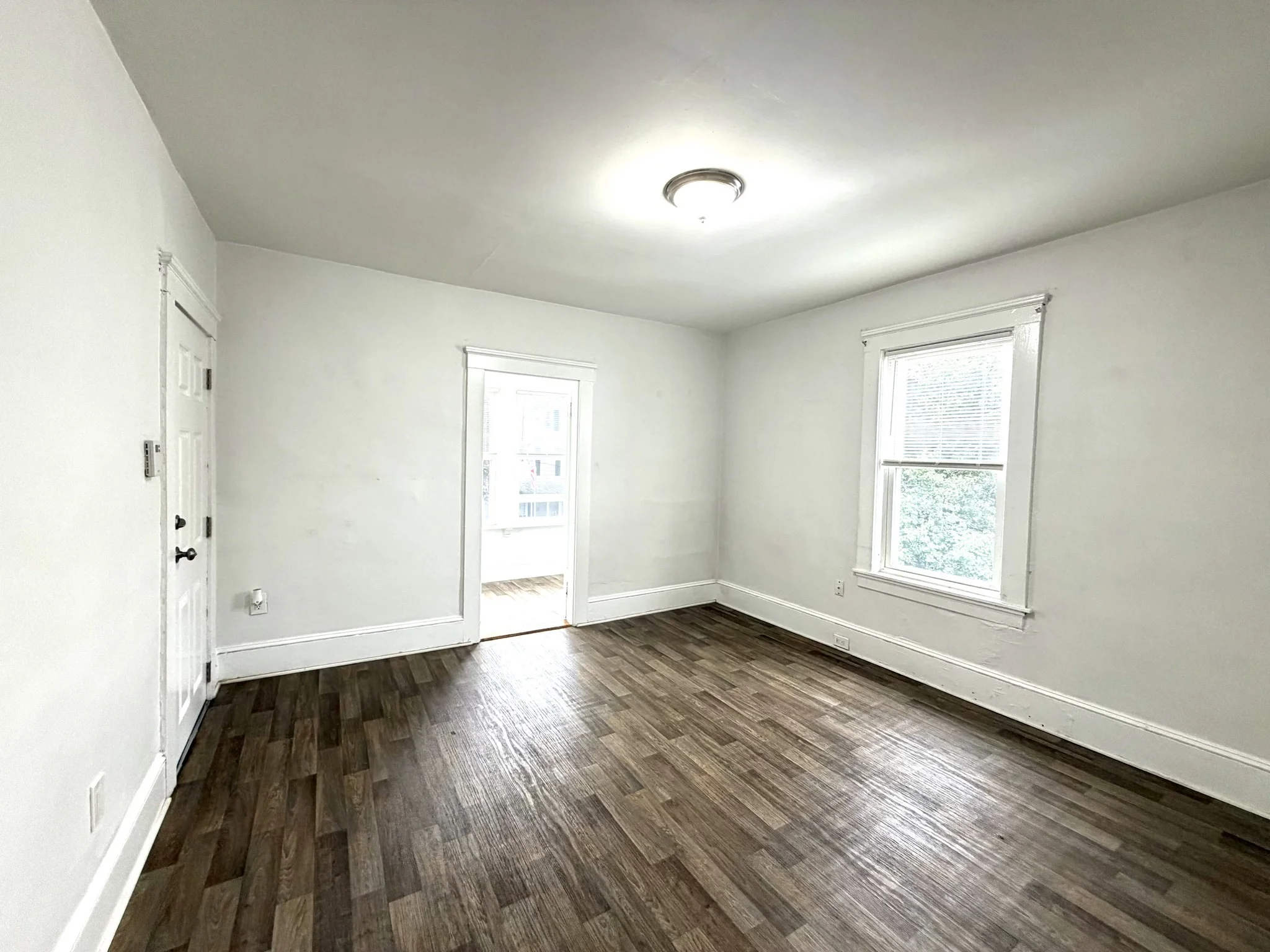 2 bed, 1 bath apartment for rent at 22 Washburn Unit 2, Lynn — photo 5 of 12