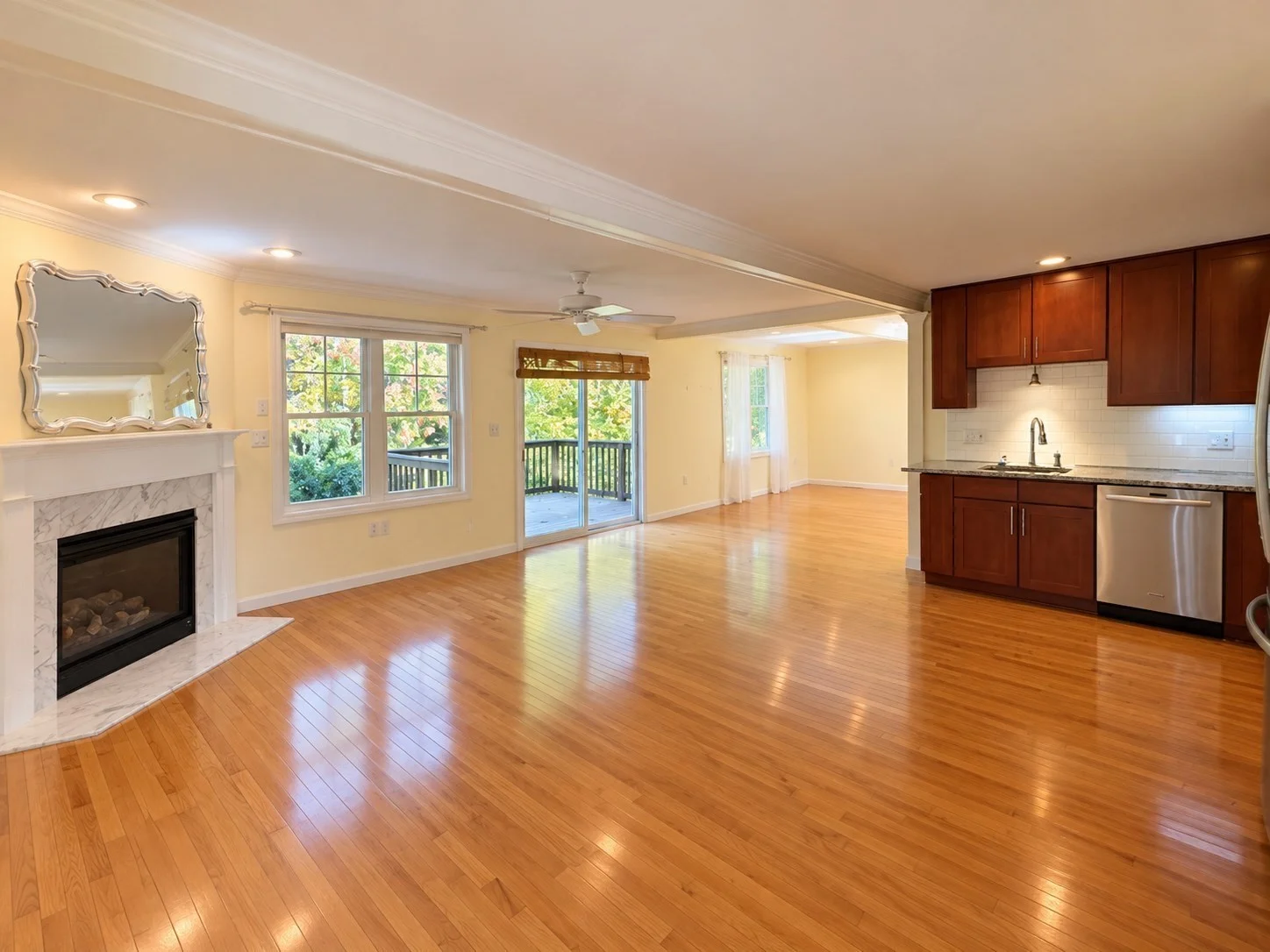 2 bed, 2 bath apartment for rent at 22 Water Wheel Cir Unit 22, Templeton — photo 4 of 14