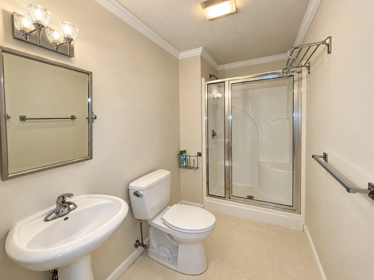 2 bed, 2 bath apartment for rent at 22 Water Wheel Cir Unit 22, Templeton — photo 9 of 14