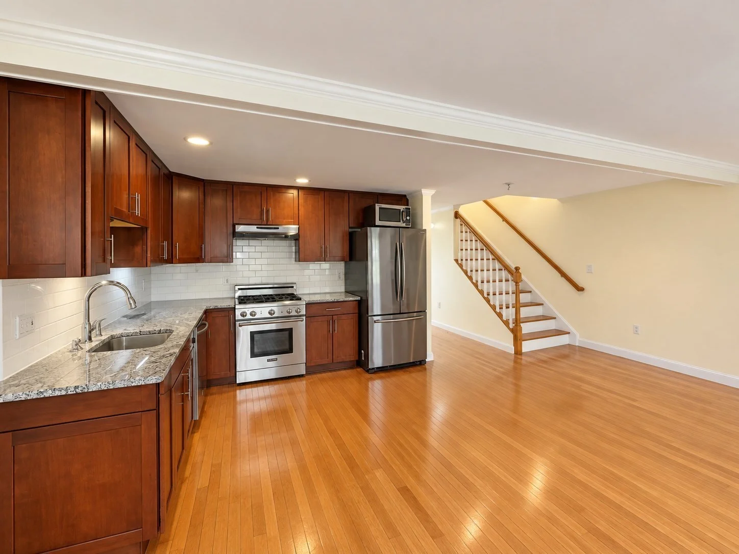 2 bed, 2 bath apartment for rent at 22 Water Wheel Cir Unit 22, Templeton — photo 5 of 14