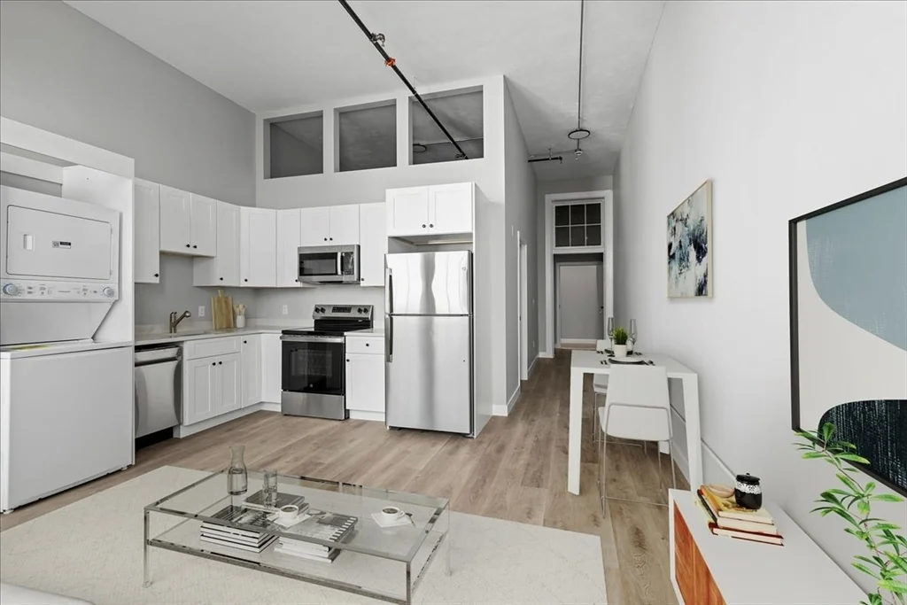 1 bed, 1 bath apartment for rent at 22 Waverly St Unit 102, Worcester — photo 3 of 13