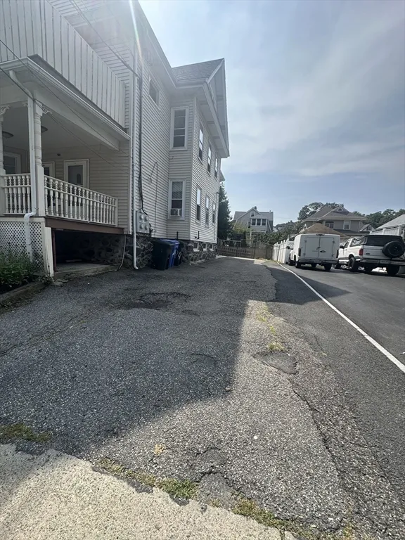 3 bed, 1 bath apartment for rent at 22 Wellington St Unit 2, Waltham — photo 21 of 22