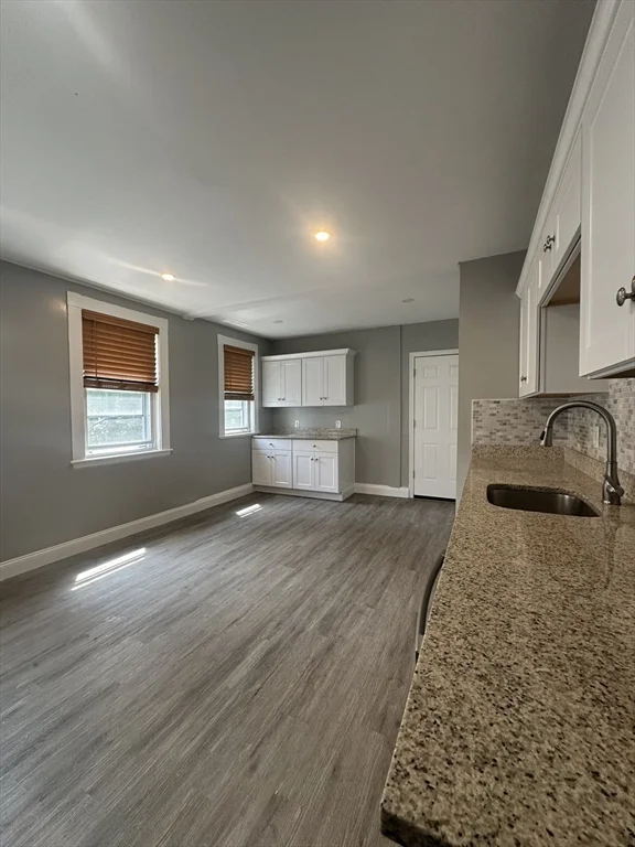 3 bed, 1 bath apartment for rent at 22 Wellington St Unit 2, Waltham — photo 4 of 22