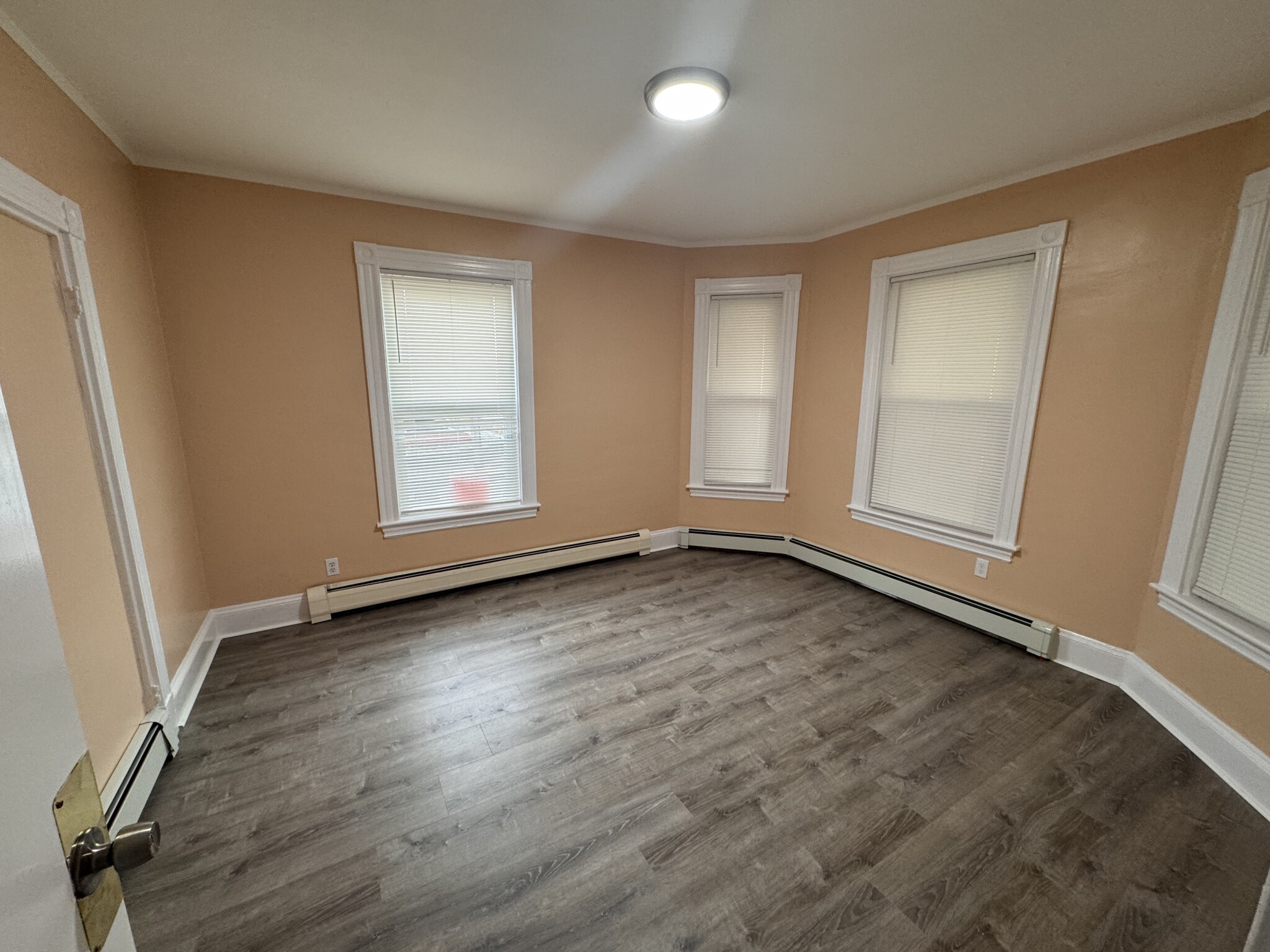 2 bed, 1 bath apartment for rent at 22 West Squantum St Unit 1, North Quincy — photo 11 of 25