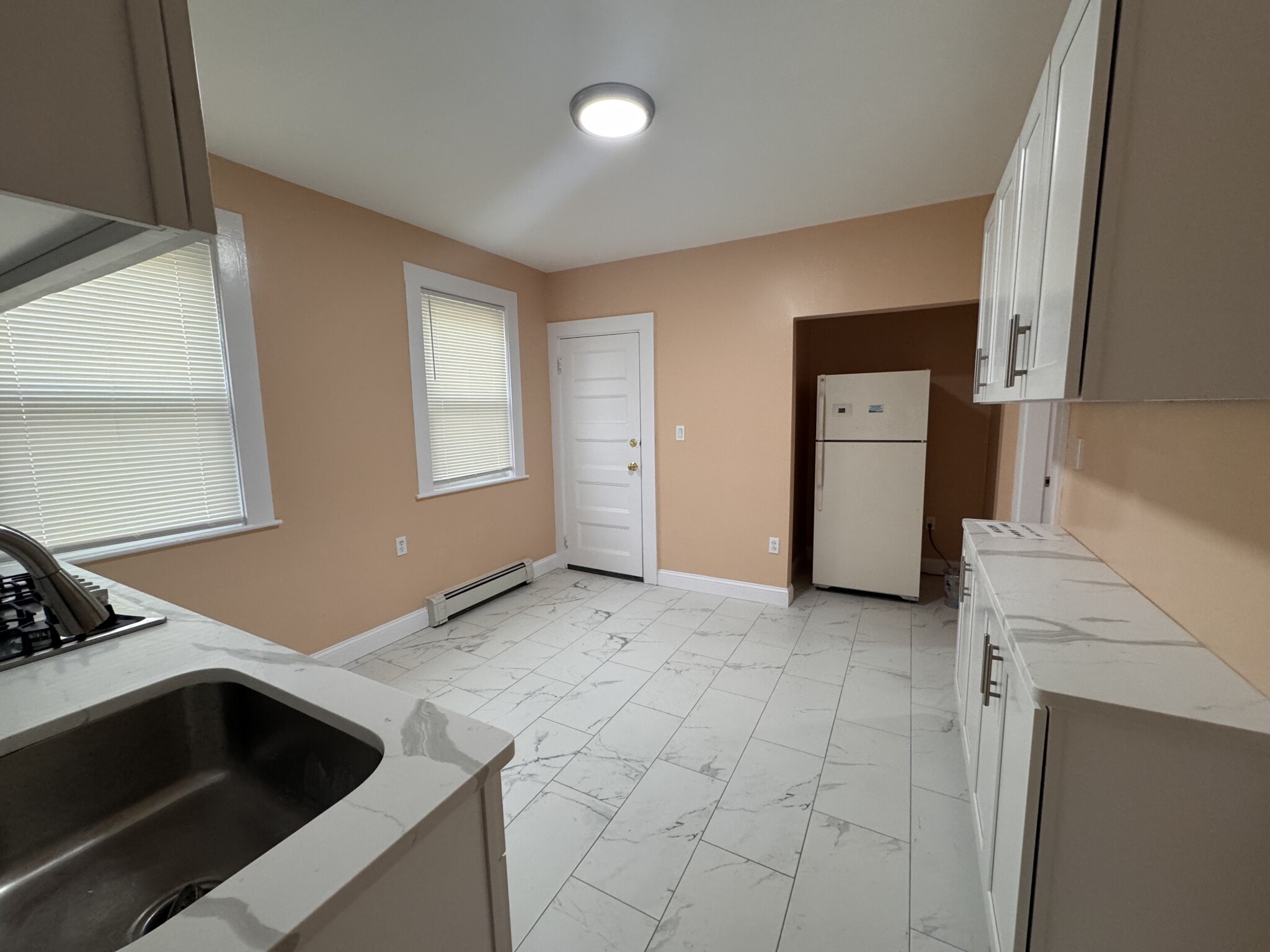 2 bed, 1 bath apartment for rent at 22 West Squantum St Unit 1, North Quincy — photo 2 of 25