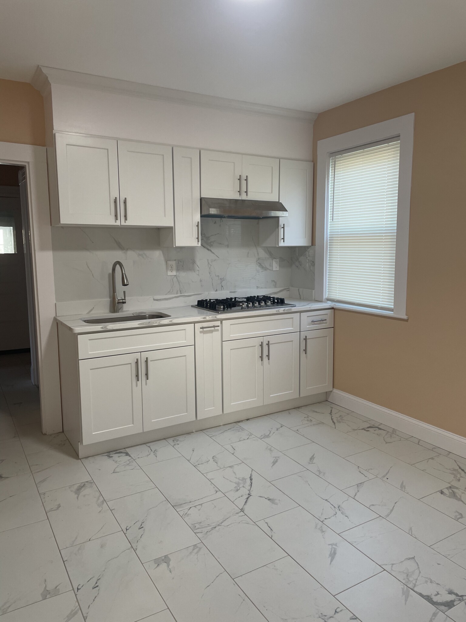 2 bed, 1 bath apartment for rent at 22 West Squantum St Unit 1, North Quincy — photo 15 of 25